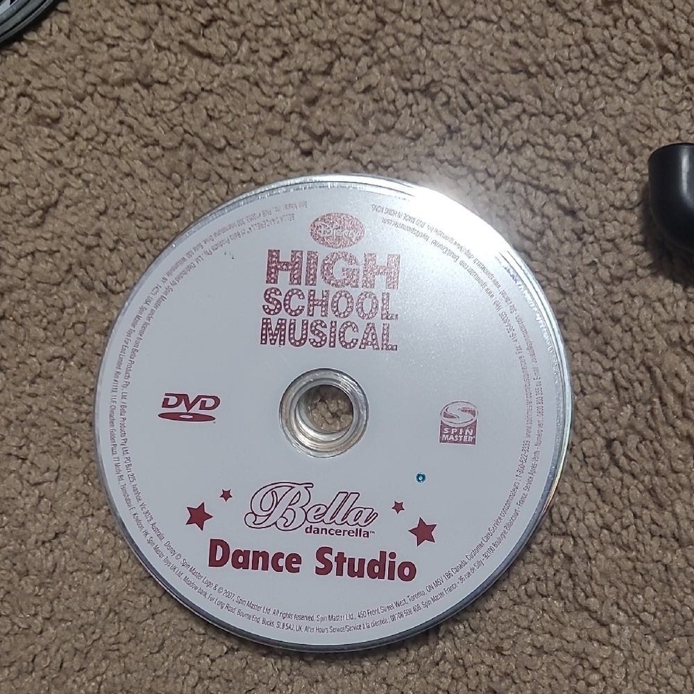 High School Musical Dance Studio DVD - Picture 1 of 1